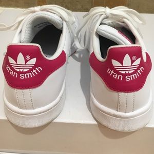stan smiths pink back