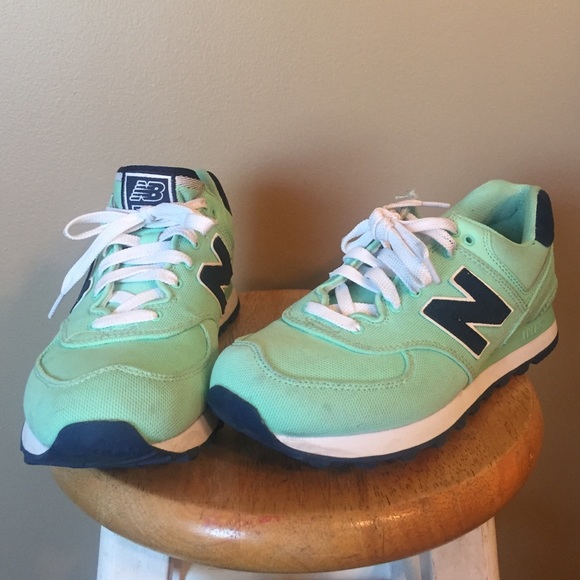 NIKE NEW BALANCE TEAL