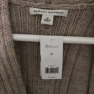 Women's Banana Republic sweater