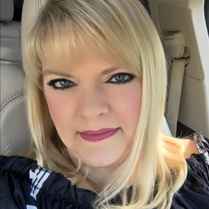 Meet your Posher, Ashleigh