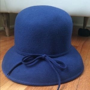 100% wool cloche hat