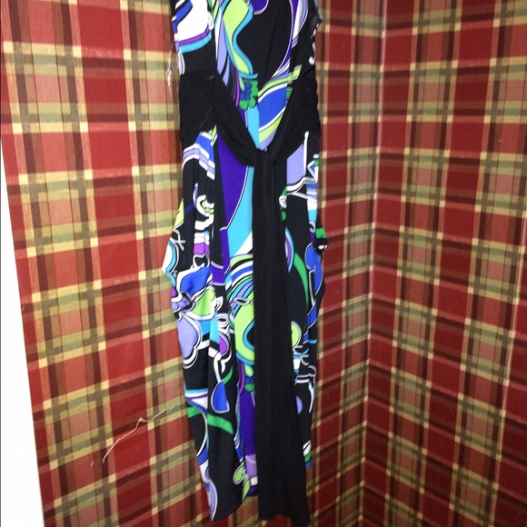 Dress - Picture 4 of 4