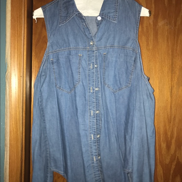 Open shoulder jean shirt