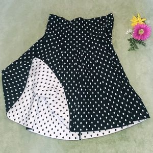 Double sided skirt