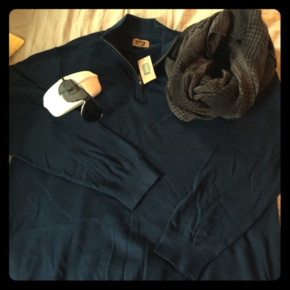 Men's Foundry New sweater.