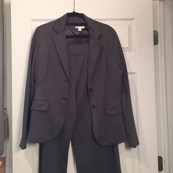 Ny & Company brand new two piece suit never worn