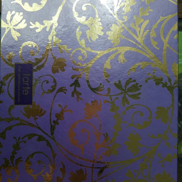 Tarte Amazonian Clay Palette