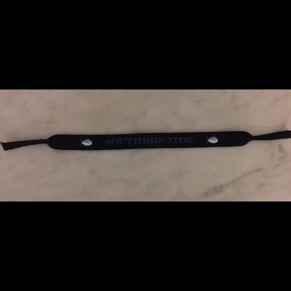 Southern Tide Croakie