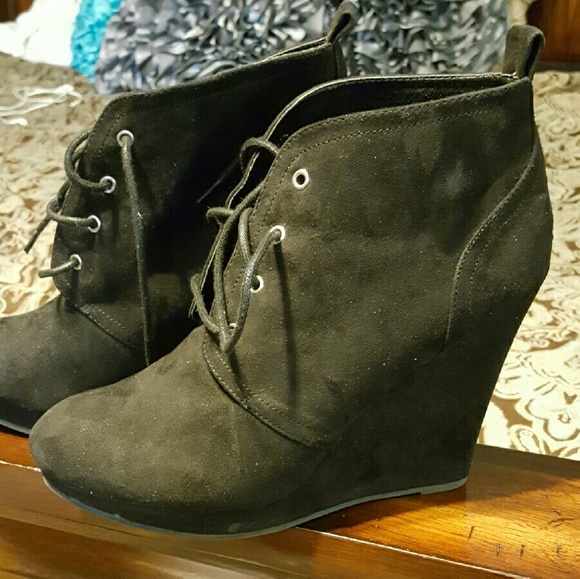 Black wedge booties size 11