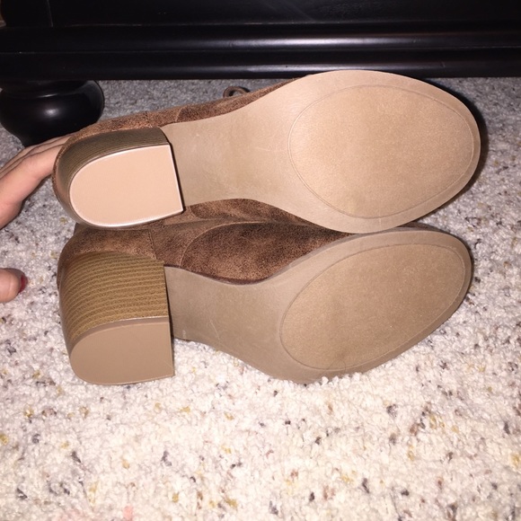 NWOT. Boots. - Picture 3 of 3