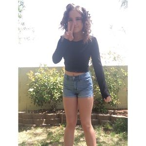 Meet your Posher, Desiree