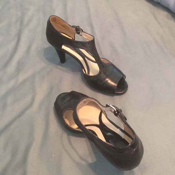 Black shoes