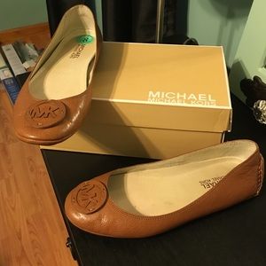 Michael Kors flats