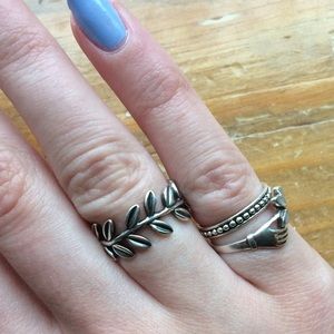 Pandora Silver Laurel Wreath Ring!