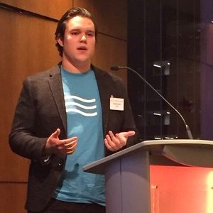 Meet your Posher, Casey