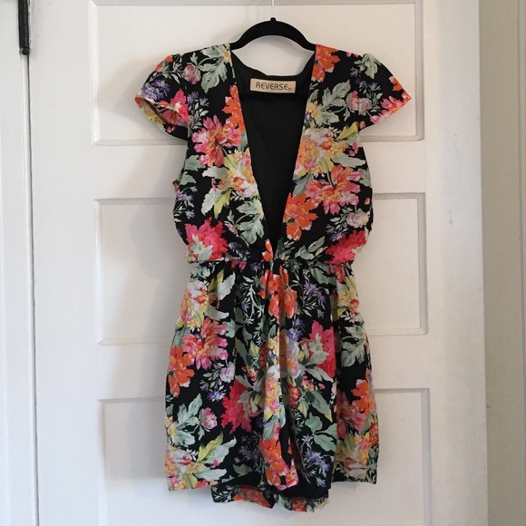 Floral print plunging romper (Size M)
