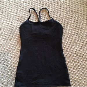 Lululemon Y tank top in black. Size 2