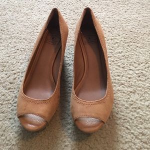 Lucky brand cognac Peep toe wedge