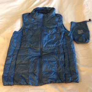 Uniqlo ultralight down vest, peacock blue