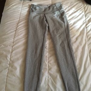 Old Navy Herringbone Athletic Leggings