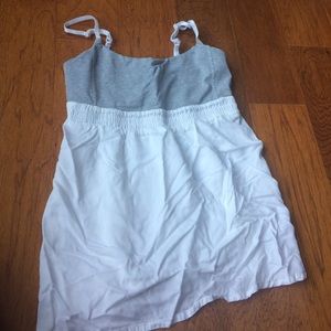 Lululemon gray and white tank