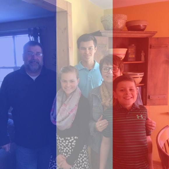 Meet your Posher, Laurie