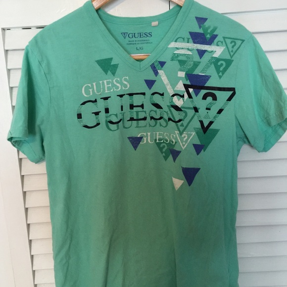 Guess Graphic T