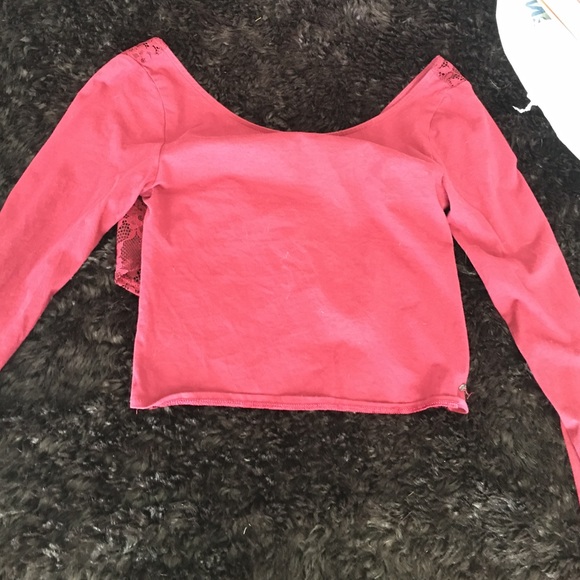 Maroon lace long sleeve crop top