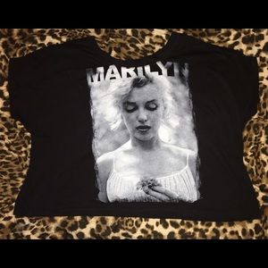 🆕Marilyn Monroe boxy oversized cropped tee