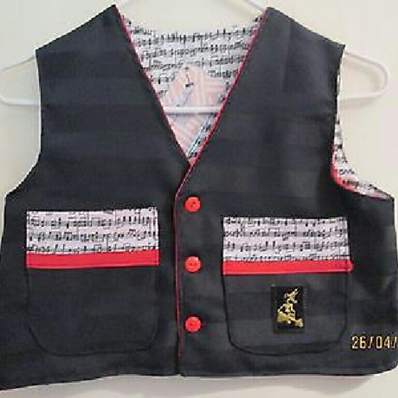 SKR -CHILDRENS MUSIC THEMED VEST-MUSIC NOTES-SZ 6