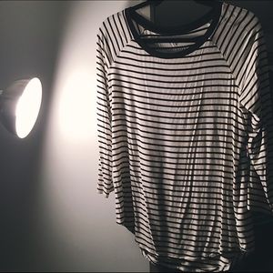 American Eagle Striped Soft & Sexy Tee