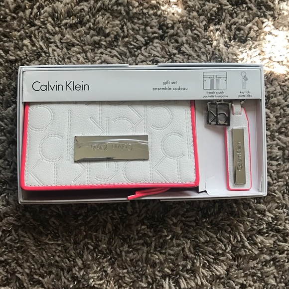 Wallet and key chain gift set