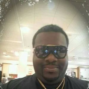 Meet your Posher, Dewayne