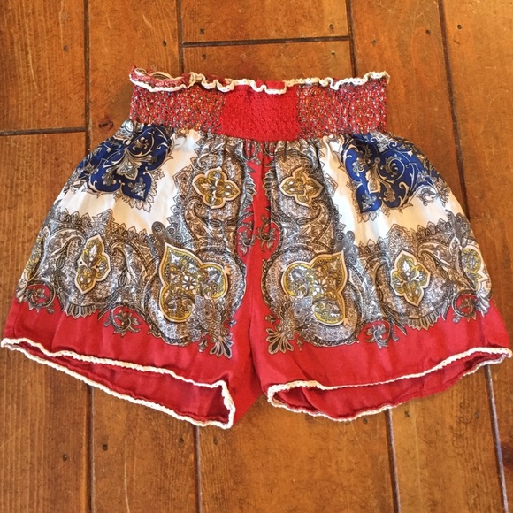 S/M shorts (fit like XS/S)