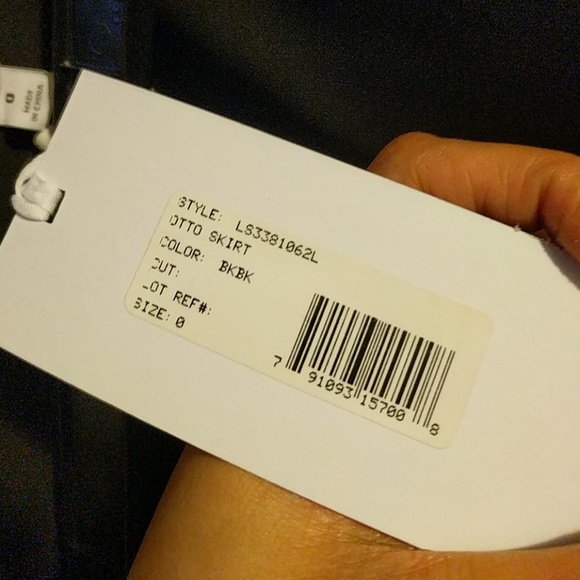 Elizabeth & James Black Otto Mesh Inset Skirt 0 - Picture 4 of 4