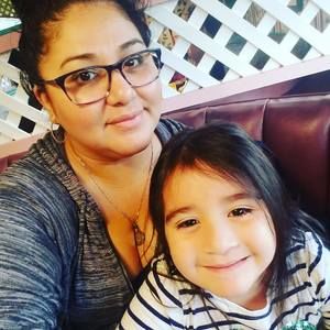 Meet your Posher, Nadia