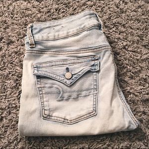 American Eagle Cropped Jeans