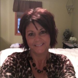 Meet your Posher, Robin