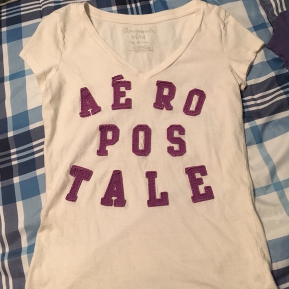 White Aeropostale tshirt
