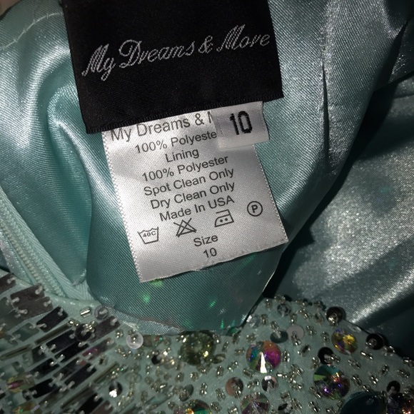 Prom Dress - Picture 2 of 4