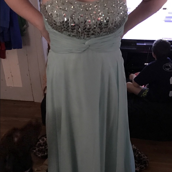 Prom Dress - Picture 3 of 4