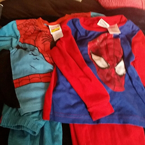 2 2 piece spiderman  pj size 4 t