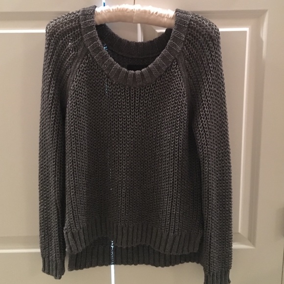 Like new rag & bone gray knit sweater