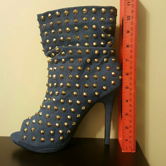 NIB Liliana denim studded booties  size 10 - Picture 3 of 4