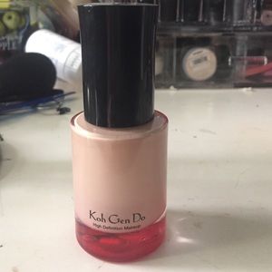 Koh Gen Do aqua foundation