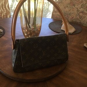 Authentic Louis Vuitton Looping Bag