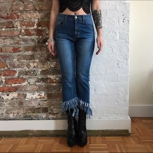 FINAL FLASH \\Storets My Dear Monster Frayed jeans