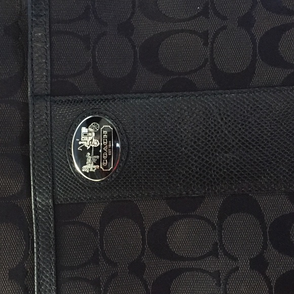 Coach saddle purse - Picture 4 of 4