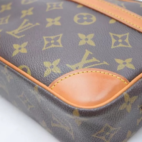Louis Vuitton Crossbody