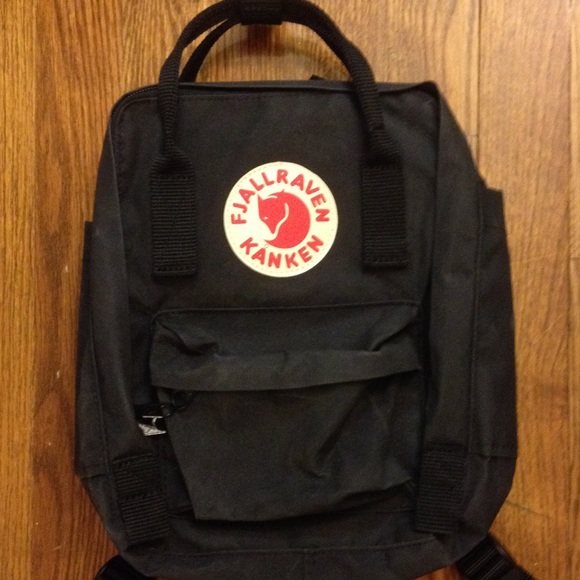Fjallraven New Mini Backpack in Black
